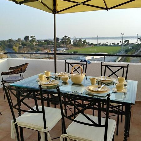 Must Stay - Sea & Salt Lake Panoramic View Apt Larnaca Exterior photo