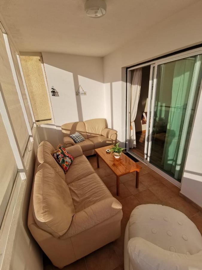 Must Stay - Sea & Salt Lake Panoramic View Apt Larnaca Exterior photo
